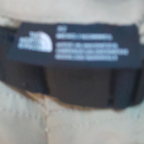 Unisex North Face Convertible Pants..."as is"... - Picture 2 of 6